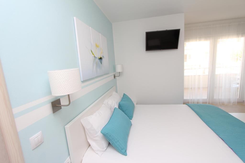 Studio Emanuel โรวีน ภายนอก รูปภาพ